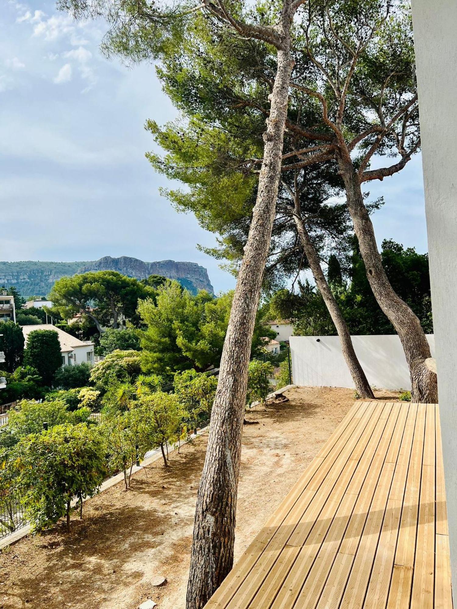 Le Grand Canaille Cassis Extérieur photo